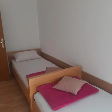 Apartman Irena *