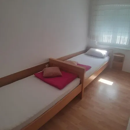 Irena Apartman