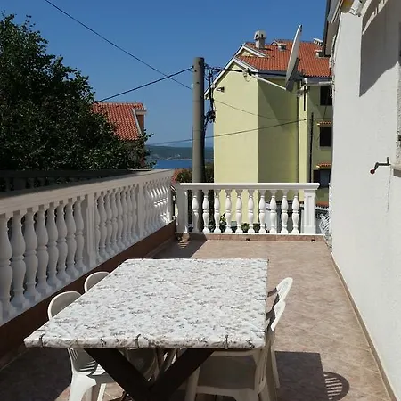 Apartment Irena *