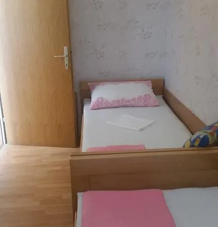 Apartment Irena *